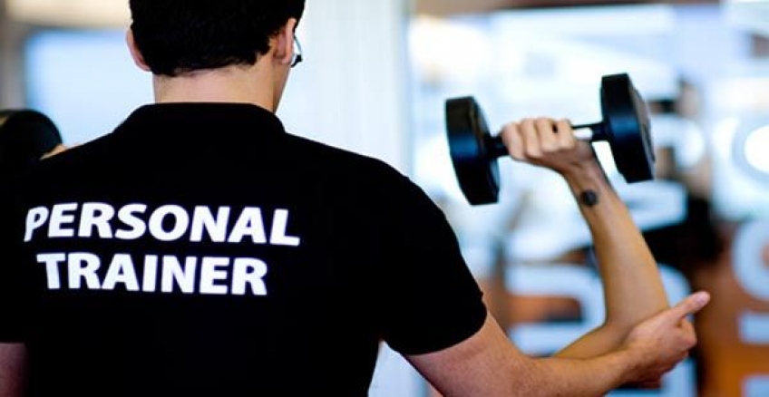 La figura del entrenador personal en el desarrollo y la evolución física