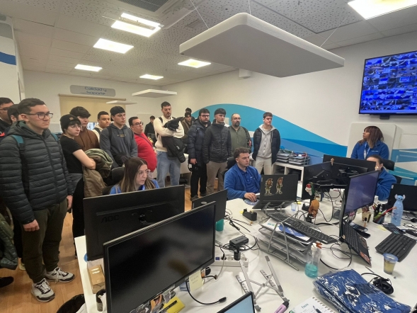 Más de 20.000 estudiantes de Murcia, Alicante, Almería y Valencia se suman a la 'Promoción de Nuevos Talentos' de Avanza