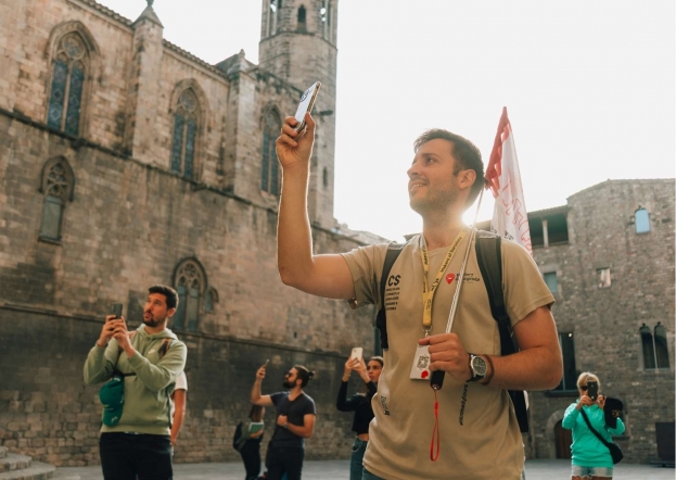 Histary, un plan histórico en Barcelona con tecnología y humor