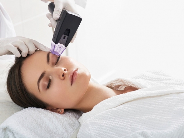 Dra. Ana Melero, jefa de la Unidad de Medicina Estética y Láser de Policlínica Gipuzkoa: 