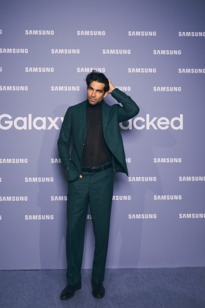 Kira Miró, Isabel Jiménez, Rubén Cortada, Alejo Sauras y otros amigos de la marca han acompañado a Samsung en la present