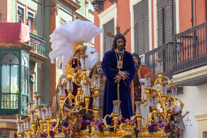 Sevilla ya empieza a pensar en la próxima y emblemática Semana Santa
