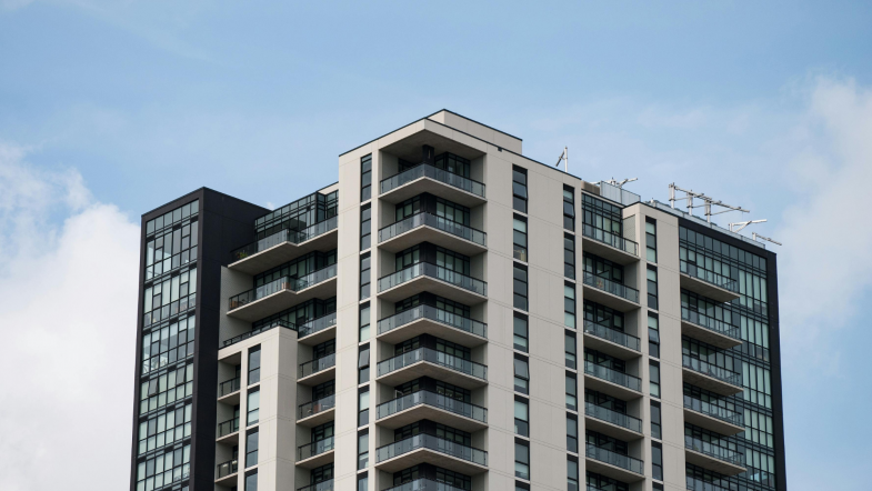 Hipotecas portátiles en España: Finansal analiza la propuesta que inquieta al sector 