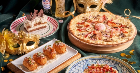 El Carnaval más veneciano se sienta a la mesa en Ginos