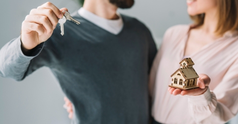 Factores clave que influyen en la decisión de adquirir una vivienda propia
