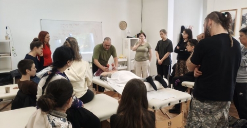 El Instituto San Qiang obtiene la ISO 9001 y agota plazas para su misión clínica en Nepal 2026