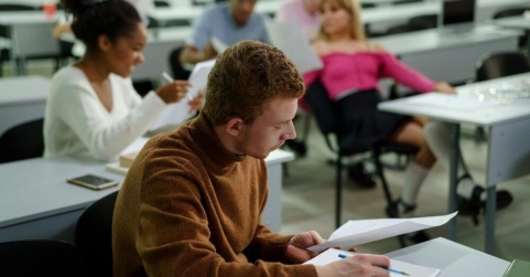 Sector Asegurador evalúa el impacto del ciberriesgo en la educación española tras analizar 2.700 colegios