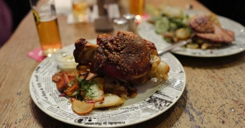 Restaurante Krüger: el epicentro de la gastronomía alemana en Madrid celebra la tradición bávara en pleno corazón de la 